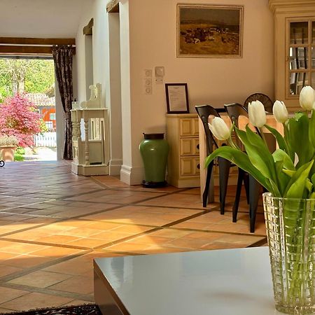 Bed and Breakfast Domaine Des Monges Saint-Seurin-de-Prats Zewnętrze zdjęcie